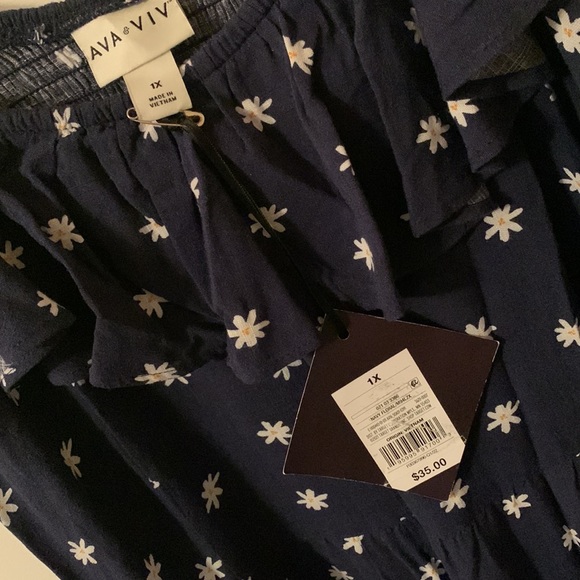 NWT Ava & Viv maxi navy w/white daisies sleeveless ruffled collar dress. Size 1x - Picture 12 of 12